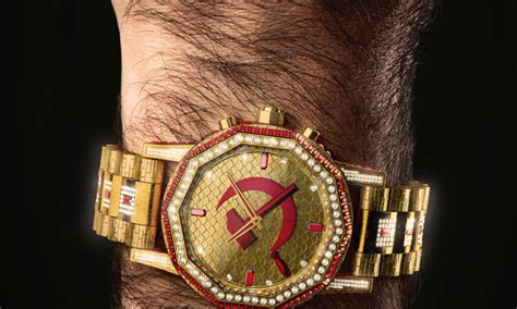 comunista con il rolex di rifondazione prada|J.